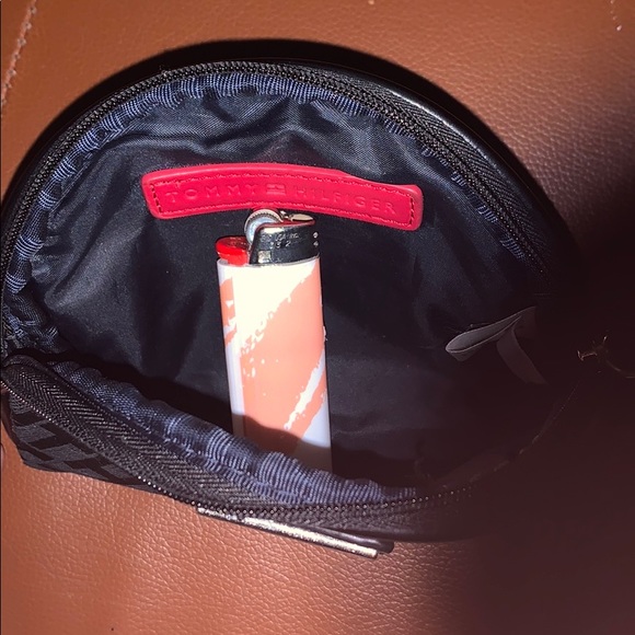 Tommy Hilfiger clutch makeup bag hand bag - Picture 3 of 3